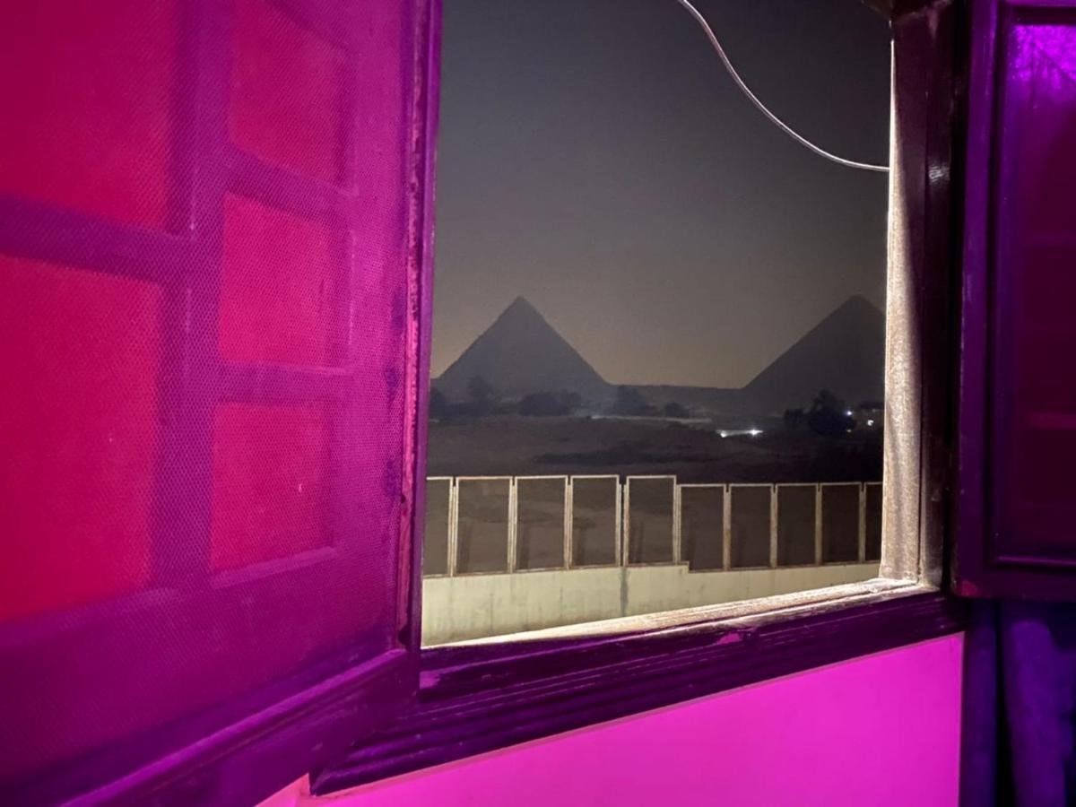 The View Pyramids Ostello
