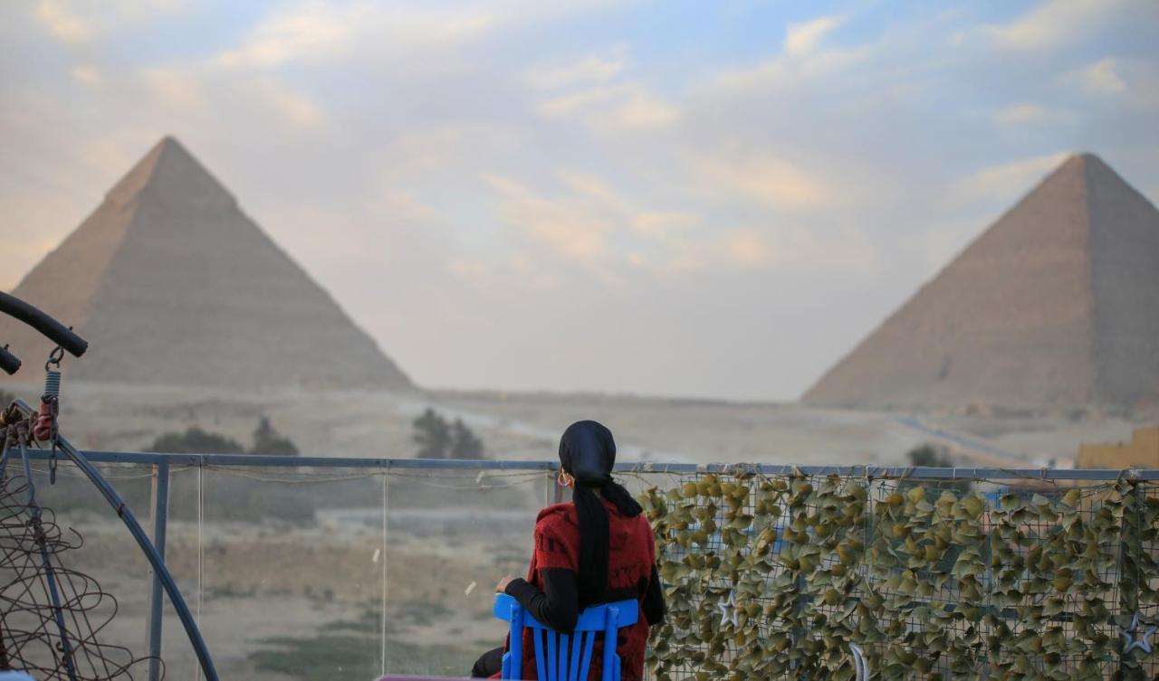 The View Pyramids * El Cairo